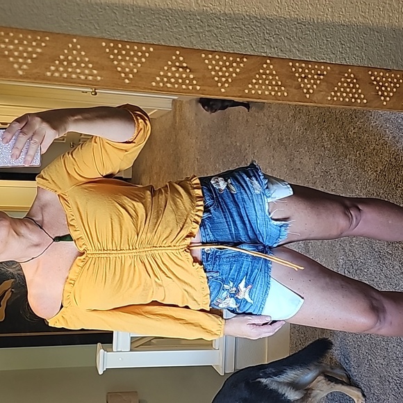 STUNNING THE GENERAL GOOD YELLOW GOLD DRAWSTRING 3/4 TOP - Picture 2 of 8